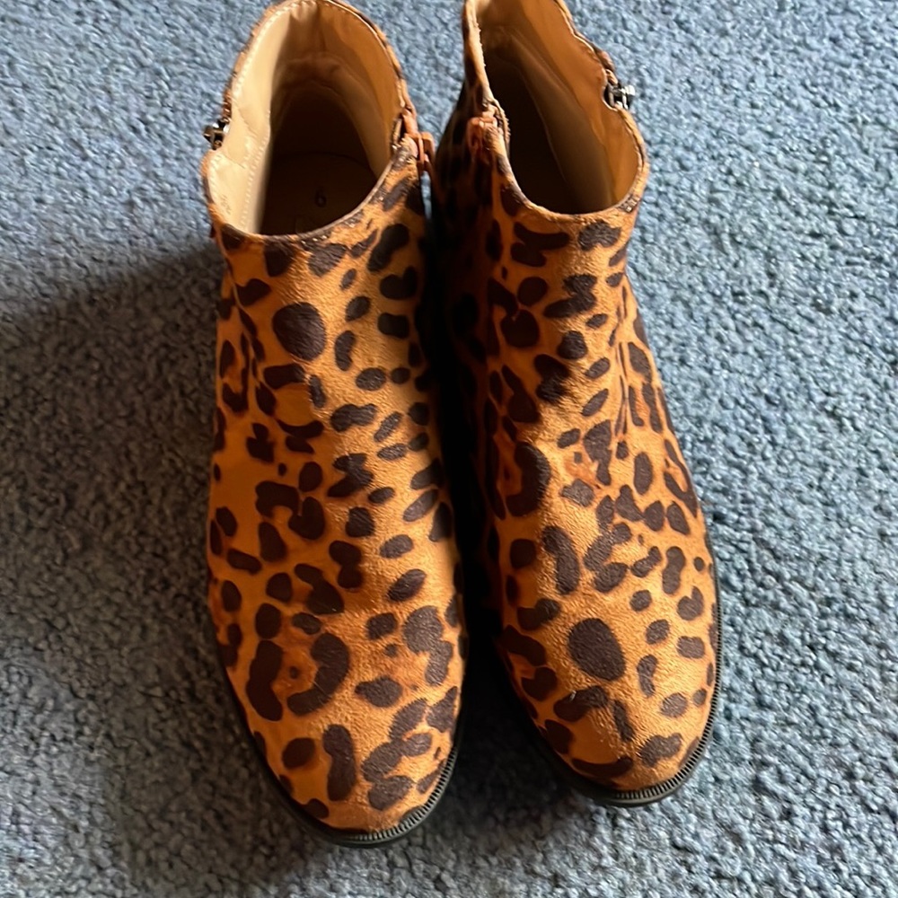 Women’s ankle boots